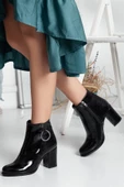 Fermuarlı Kırışık Rugan Siyah Büyük Numara Kadın Topuklu Bot thumbnail 1