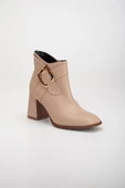 Cilt Metal Kemerli Nude Kadın Kalın Topuklu Bot thumbnail 4
