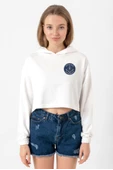 Gen V Godolkin University Emblem Ekru Kadın Crop Kapşonlu thumbnail 1