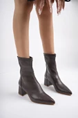 Muggo DARJA Garantili Sivri Burun Arkadan Fermuarlı Kadın Topuklu Bot thumbnail 1