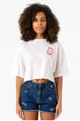 The Mentalist Red John Pocket Beyaz Kırçıllı Kadın Crop Tshirt thumbnail 1