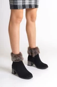 JULİA Fermuarlı Ortopedik Taban Suya ve Soğuğa Dayanıklı Tüylü Topuklu Süet Kadın Bot ST Siyah thumbnail 1
