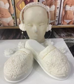 BirolGaye Lohusa Küpeli Çift Taçlı Ekru Fransız Dantel Terlik Taç Takımı thumbnail 2