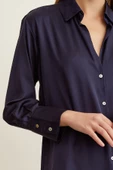 Basic Saten Gömlek Lacivert thumbnail 4