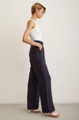 Yüksek Bel Geniş Paça Pantolon Lacivert thumbnail 3