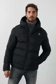 Lumberjack Erkek Kapüşonlu Arma Detaylı Şişme Mont NOLAN COAT Siyah 2SN22 - 1