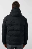 Lumberjack Erkek Kapüşonlu Arma Detaylı Şişme Mont NOLAN COAT Siyah 2SN22 - 5