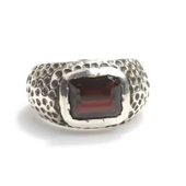 925 Ayar Gümüş Garnet Taşlı Dikdörtgen Erkek Yüzük thumbnail 3