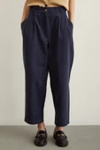 Önü Çift Pileli Pantolon Lacivert thumbnail 5
