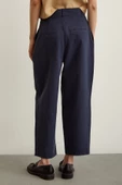 Önü Çift Pileli Pantolon Lacivert thumbnail 6