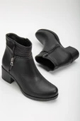 Fermuar Aksesuarlı Siyah Kadın Kısa Topuklu Bot thumbnail 1