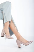 Simetrik Kesim Parlak Pudra Kalın Topuk Stiletto - 2