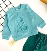 Neşeli Bebekler Mickey Kabartma Desen İki İplik Penye Kumaş Takım Yeşil thumbnail 2