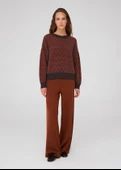 Peraluna Labirent Desenli Bol Kesim Krop Kadın Triko Kazak - Kahve thumbnail 1