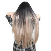 Fiber Sentetik Uzun Düz Kahküllü Peruk - Siyah / Küllü Bebek Sarı Ombreli thumbnail 4