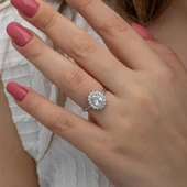 Oval Çiçek Desenli Gümüş Tektaş Yüzük thumbnail 7