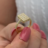 Dik Dikdörtgen Zirkon Taşlı Zincir Motifli Gümüş Tektaş Yüzük thumbnail 7