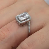 Zirkon Baget Taşlı Gümüş Tektaş Yüzük thumbnail 2