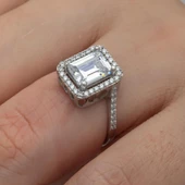 Zirkon Baget Taşlı Gümüş Tektaş Yüzük thumbnail 8