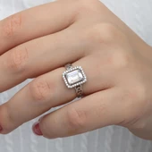 Baget Zirkon Taşlı Zincir Motifli Gümüş Tektaş Yüzük thumbnail 2