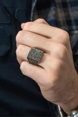 Kare Çizgi Desenli Taşsız 925 Gümüş Erkek Yüzük thumbnail 5