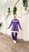 Yazı Baskılı Garni Detaylı Kapşonlu Kısa Sweat Pantolon İkili Tesettür Eşofman Takımı - 03080.207 - Koyu Lila thumbnail 3