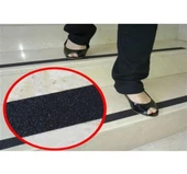 MERDİVEN KAYDIRMAZLIK BANDI 50*25 - 3