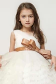 Kız Çocuk Simli Fiyonk Detaylı Kat Kat Tüllü Beyaz Abiye thumbnail 2
