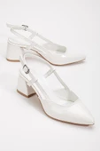 Büyük Numara Rugan Yan Direkli Beyaz Kadın Topuklu Ayakkabı thumbnail 1