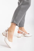 Büyük Numara Rugan Yan Direkli Beyaz Kadın Topuklu Ayakkabı thumbnail 2