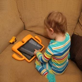 İPAD MİNİ 1 - 2 - 3 - 4 SİLİKON ÇOCUK FİGÜRLÜ iBUY TABLET KILIFI - 4