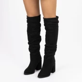Kadın Sivri Burunlu Kalın Topuklu Körüklü Diz Altı Çizme thumbnail 12