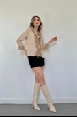Yakası Volanlı Gömlek - 2
