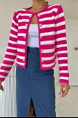 Çizgili ve Düğmeli Triko Kazak - 7