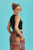 Lastikli Kolsuz Degaje Yaka Siyah Şık Crop Bluz - 4