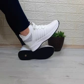 M.P 1669 Beyaz İçten Gizli Topuk (7cm) Taşlı Bayan Spor Ayakkabı thumbnail 2