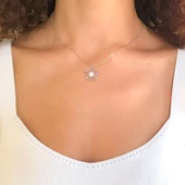 Zirkon Taşlı Çiçek Gümüş Kolye GK-247 thumbnail 2