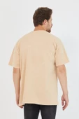 Erkek Parça Boya Baskılı Oversize Basic T-shirt  Bej thumbnail 4