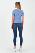Kadın Basic Kaşkorse Kumaş T-shirt Mavi thumbnail 5