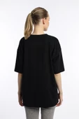 Kadın Oversize Bisiklet Yaka Tişört Siyah thumbnail 4