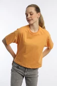 Kadin Oversize Fit Crop Tişört Turuncu thumbnail 2