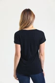Kadın Bambu Kumaş V Yaka T-shirt Siyah - 3