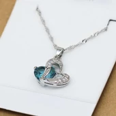 Üç Boyutlu Kristal Taşlı Zarif Kalp Kolye - 2