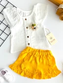 Neşeli Bebekler Bronşlu Reglan Kol Fistolu Müslin Kumaş Badili Fırfırlı Şort Takım Sarı - 2