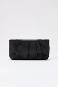 Siyah Zincir Askılı Pileli Saten Kadın Clutch - 4