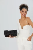 Siyah Zincir Askılı Pileli Saten Kadın Clutch - 3
