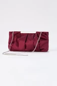 Bordo Zincir Askılı Pileli Saten Kadın Clutch - 3