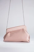 Pudra Asimetrik Çapraz Zincirli Saten Kadın  Clutch - 2
