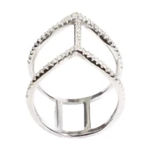 925 Ayar Gümüş Beyaz Renkli V Şekilli Tasarım Yüzük thumbnail 3