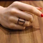 925 Ayar Gümüş Rose Renkli Siyah Taşlı Tasarım Yüzük thumbnail 1